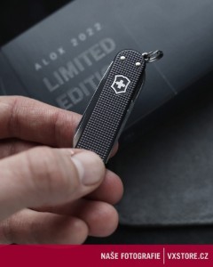 Obrázek Kapesní nůž Victorinox Classic Alox Limited Edition 2022