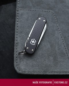 Obrázek Kapesní nůž Victorinox Classic Alox Limited Edition 2022
